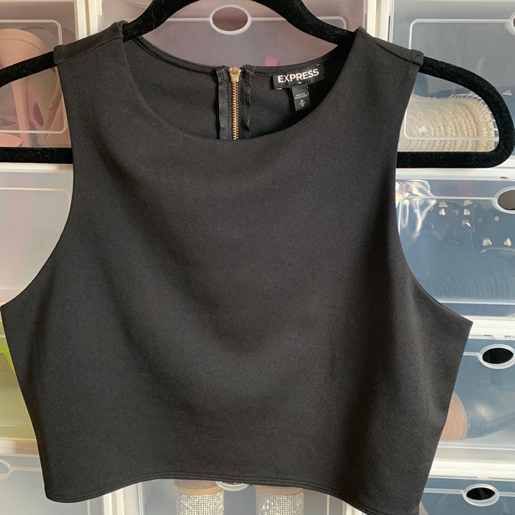 Express Zip Back Top.